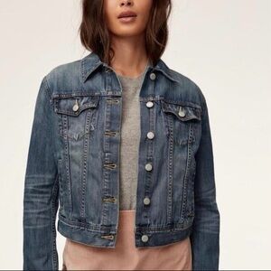 Aritzia fitted jean jacket, XXS